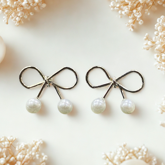Zariva  Pearl Loop Bow Earrings