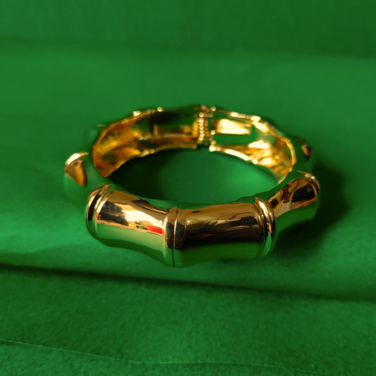 Zariva Anti-Tarnish Modern Wavy Gold Bangle Bracelet