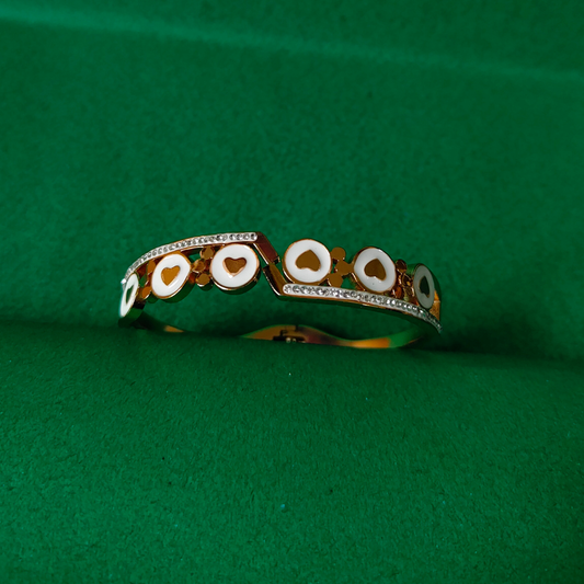 Zariva Anti-Tarnish Chic Gold Heart Enamel Bangle Bracelet