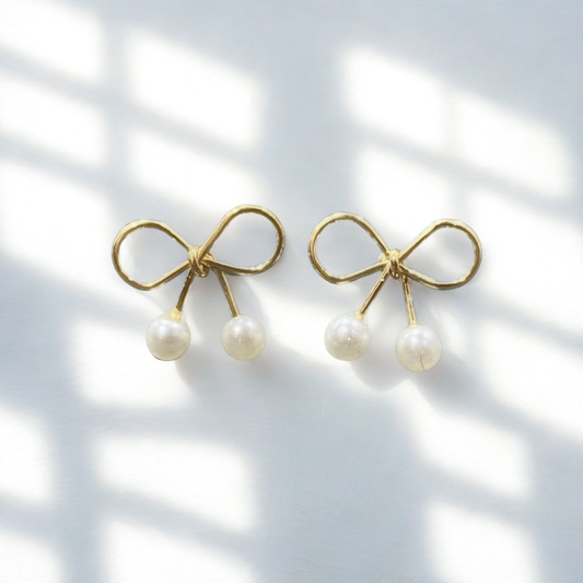 Zariva  Pearl Loop Bow Earrings