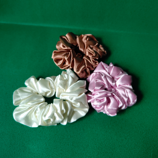 Zariva Satin Hair Scrunchies